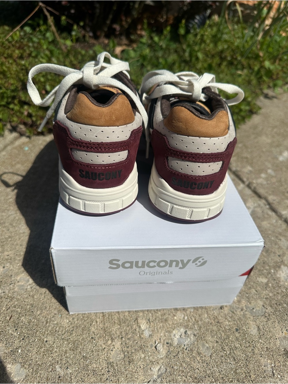 New with box!! Saucony Shadow 5000 Sneakers Women’s Size 7 - Picture 7 of 9